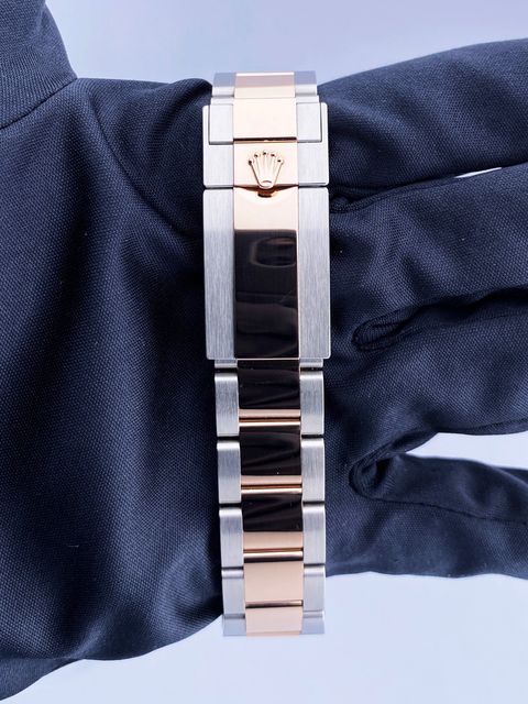 Rolex GMT Master II 126711 CHNR Image 6